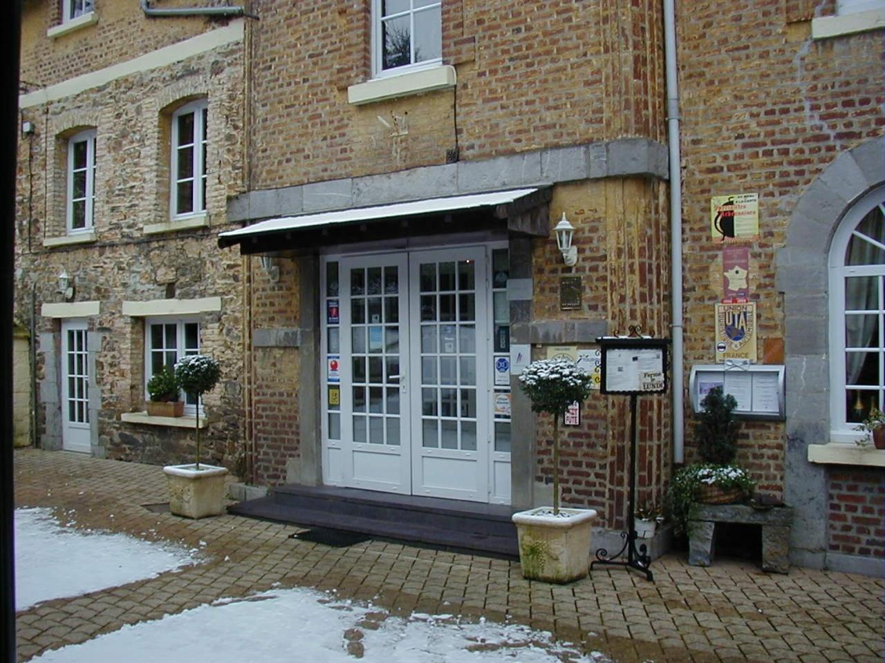 Hotel Ermitage Du Moulin Labotte Haybes ภายนอก รูปภาพ