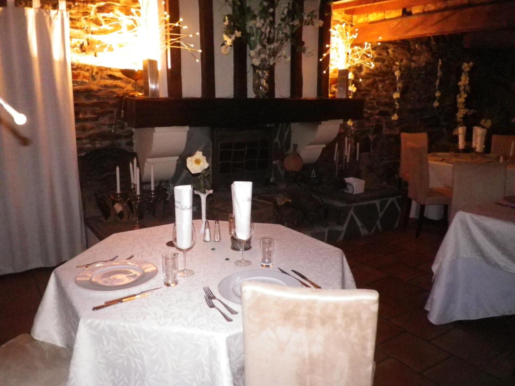 Hotel Ermitage Du Moulin Labotte Haybes ภายนอก รูปภาพ