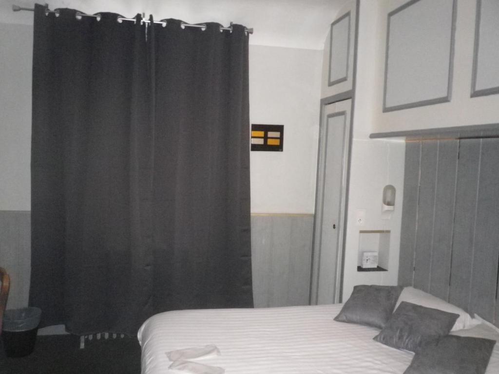 Hotel Ermitage Du Moulin Labotte Haybes ห้อง รูปภาพ